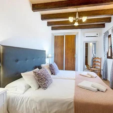 Holiday home Grau Sencelles